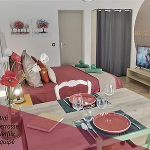  Appartement Studio Tout Confort, Terrasse, Calme #7 France
